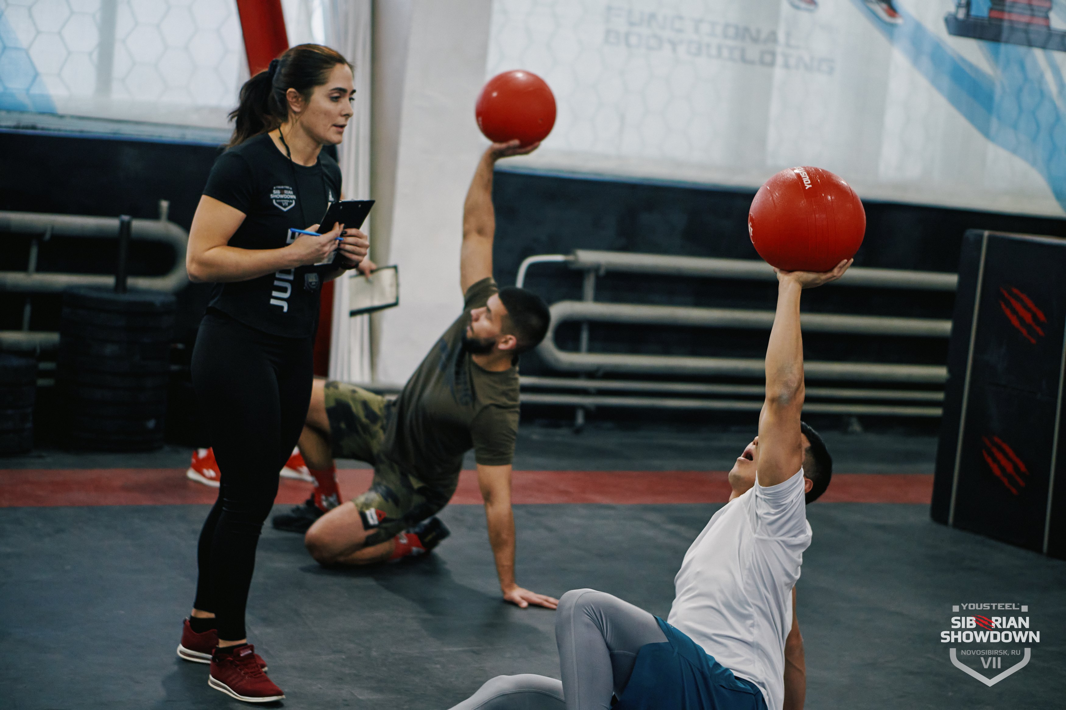 БУ SlamBall 15kg RED