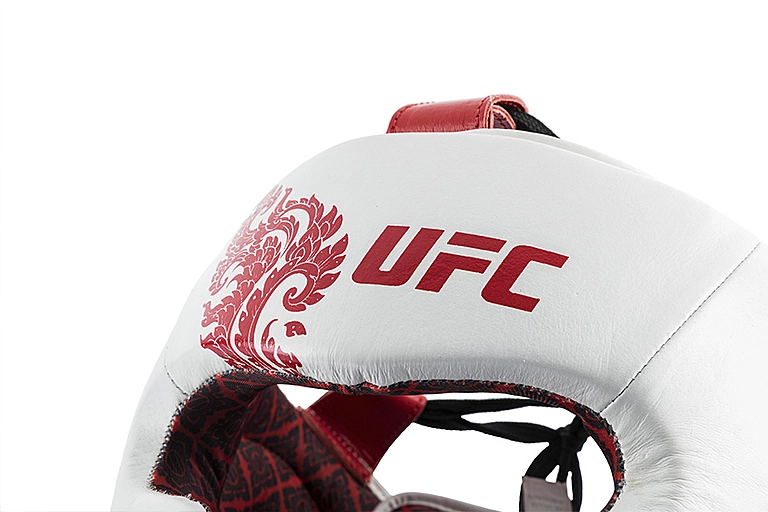 UFC Premium True Thai Шлем для бокса, цвет белый, размер M