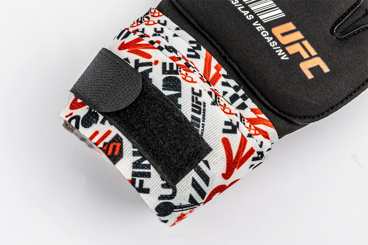 Гелевые бинты UFC Gel Glove Wraps RD/WH, L/XL
